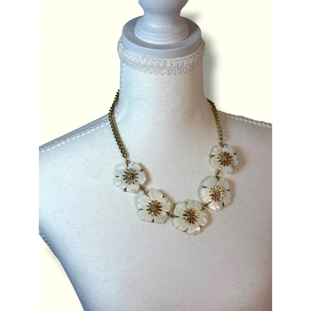 White Floral Statement Necklace Gold Tone Adjustable Bib Necklace